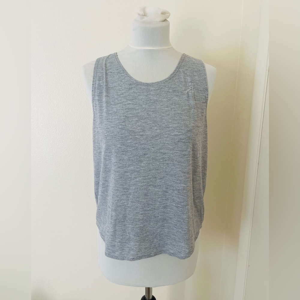 Brooks Women Tank Top L Gray Sleeveless Athletic Activewear Athleisure Workout